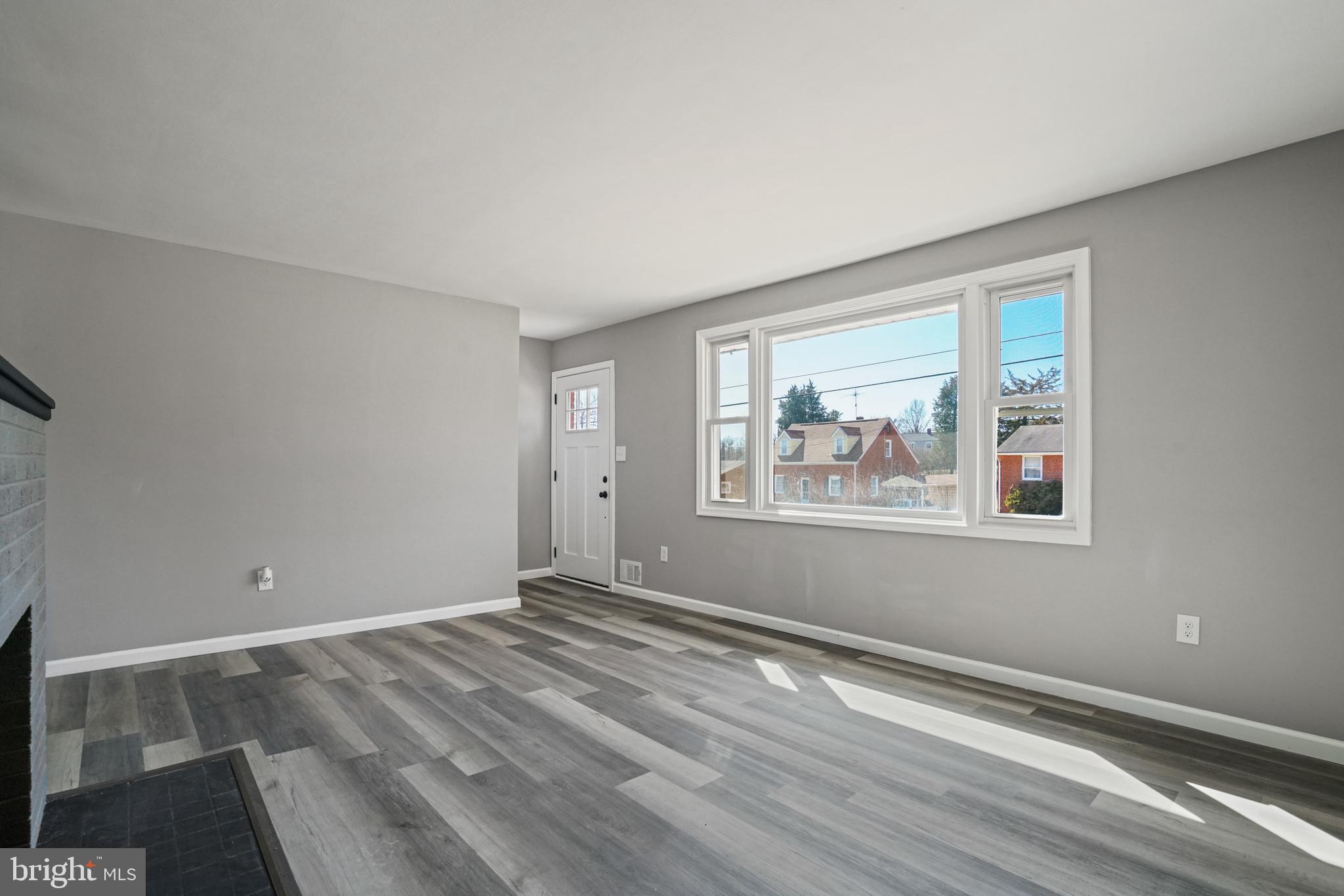 RIVER RIDGE ESTATES - Residential