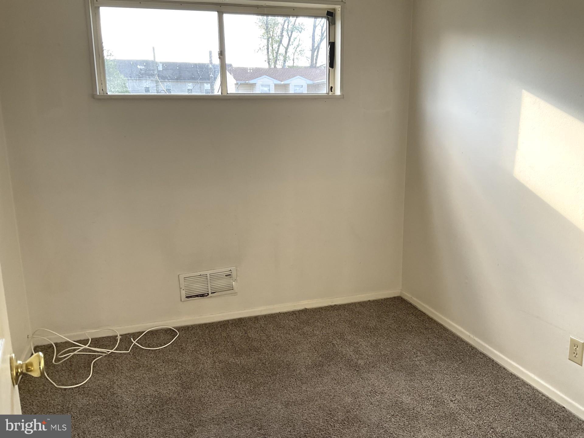 MUNROE GARDENS - Residential