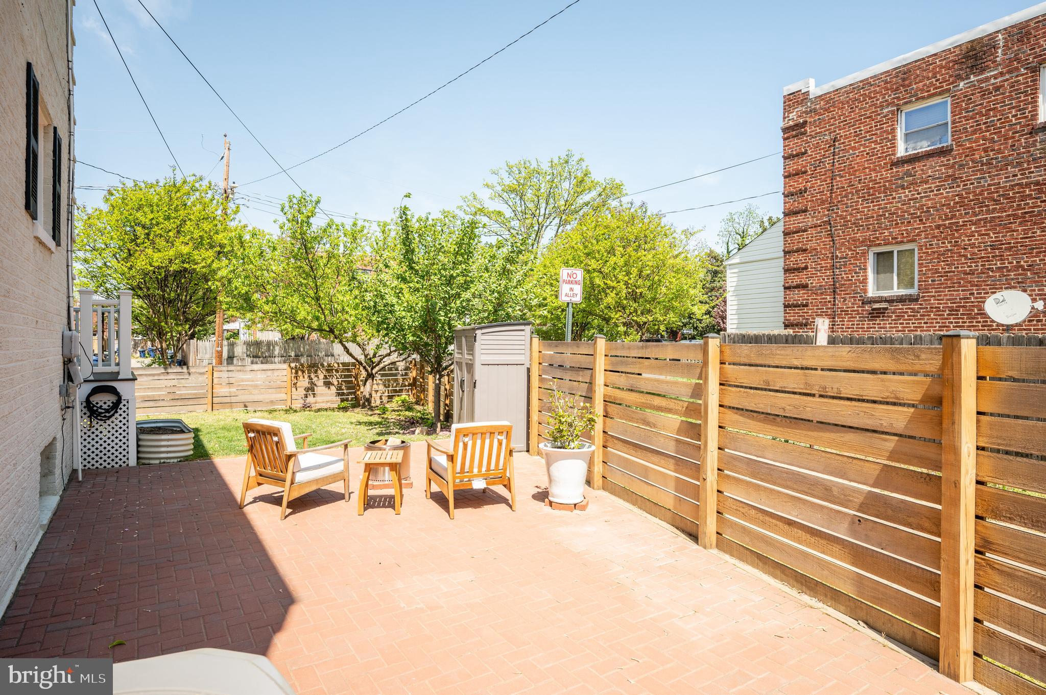 WAVERLY TAYLOR - Residential