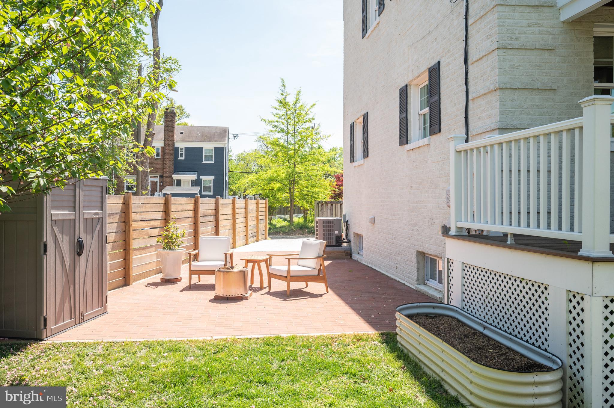 WAVERLY TAYLOR - Residential