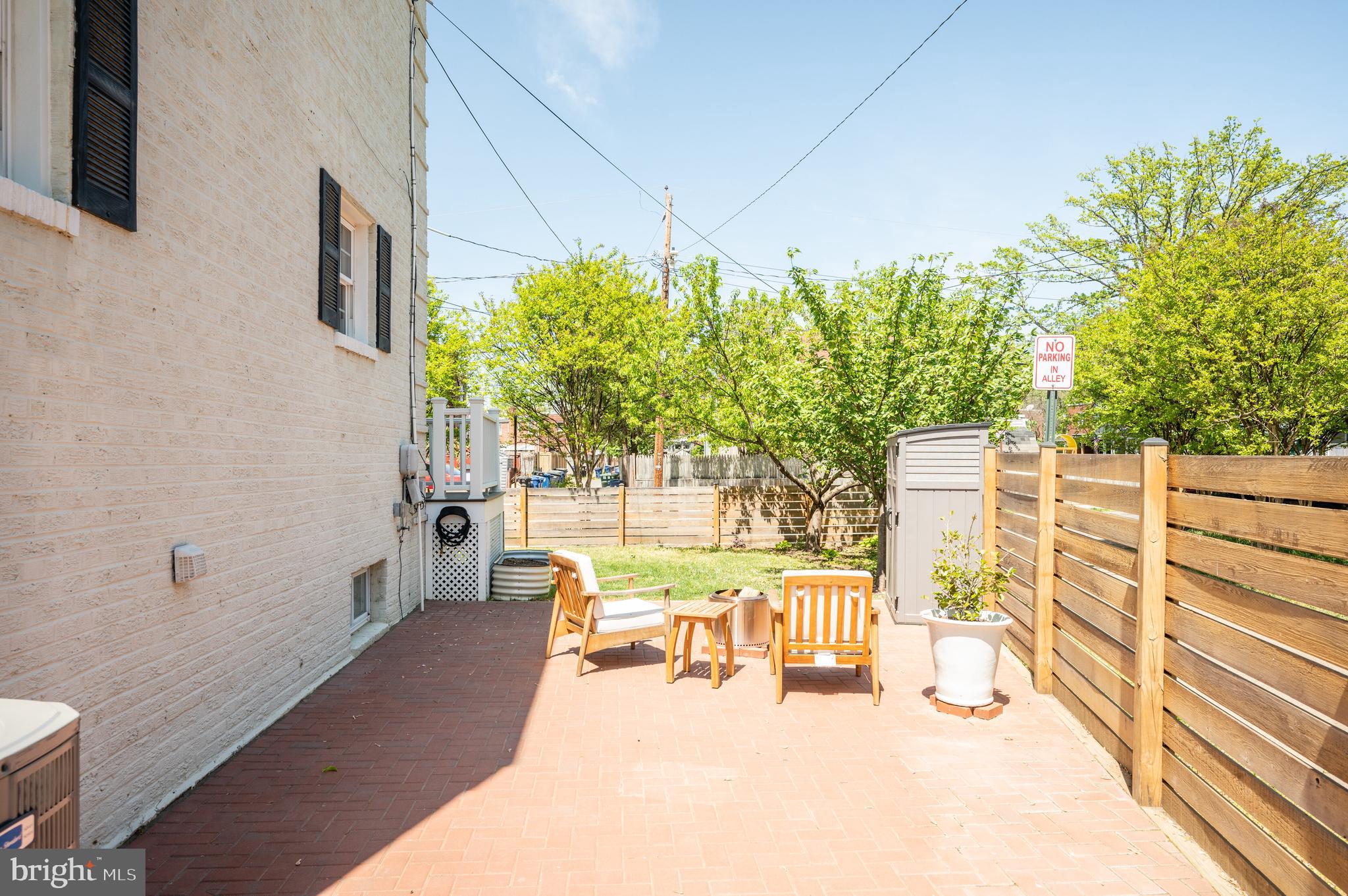 WAVERLY TAYLOR - Residential