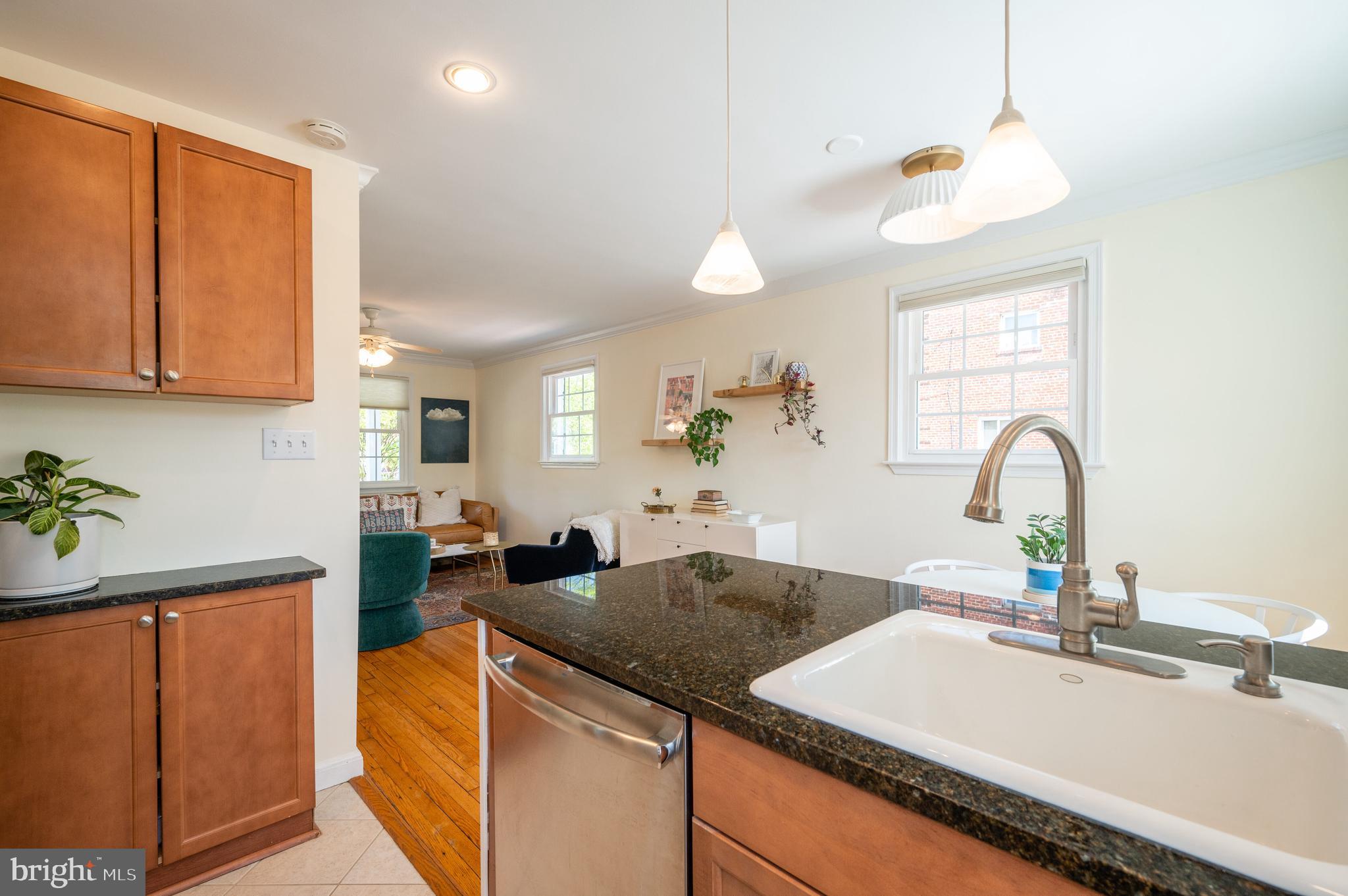 WAVERLY TAYLOR - Residential