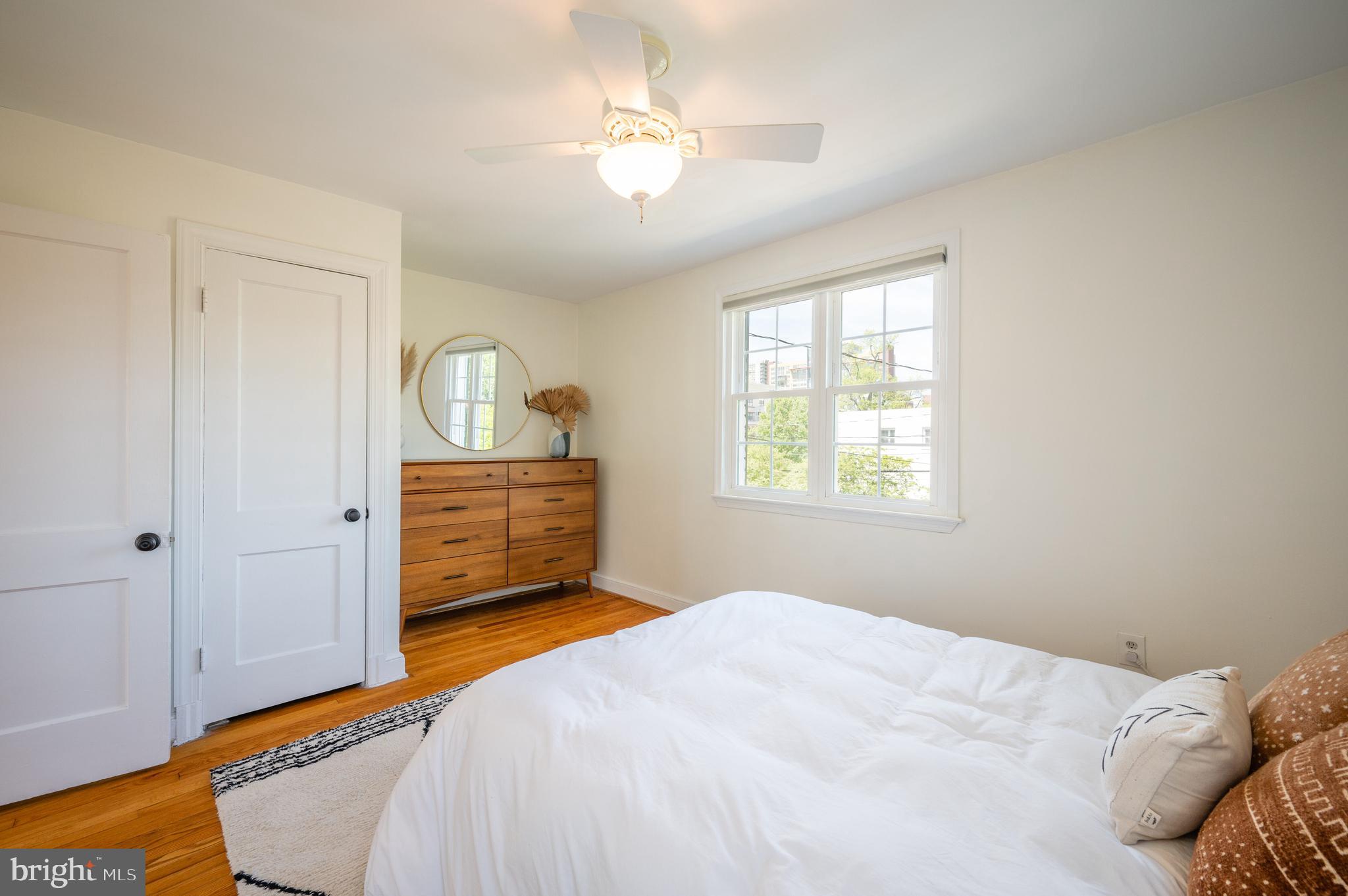 WAVERLY TAYLOR - Residential