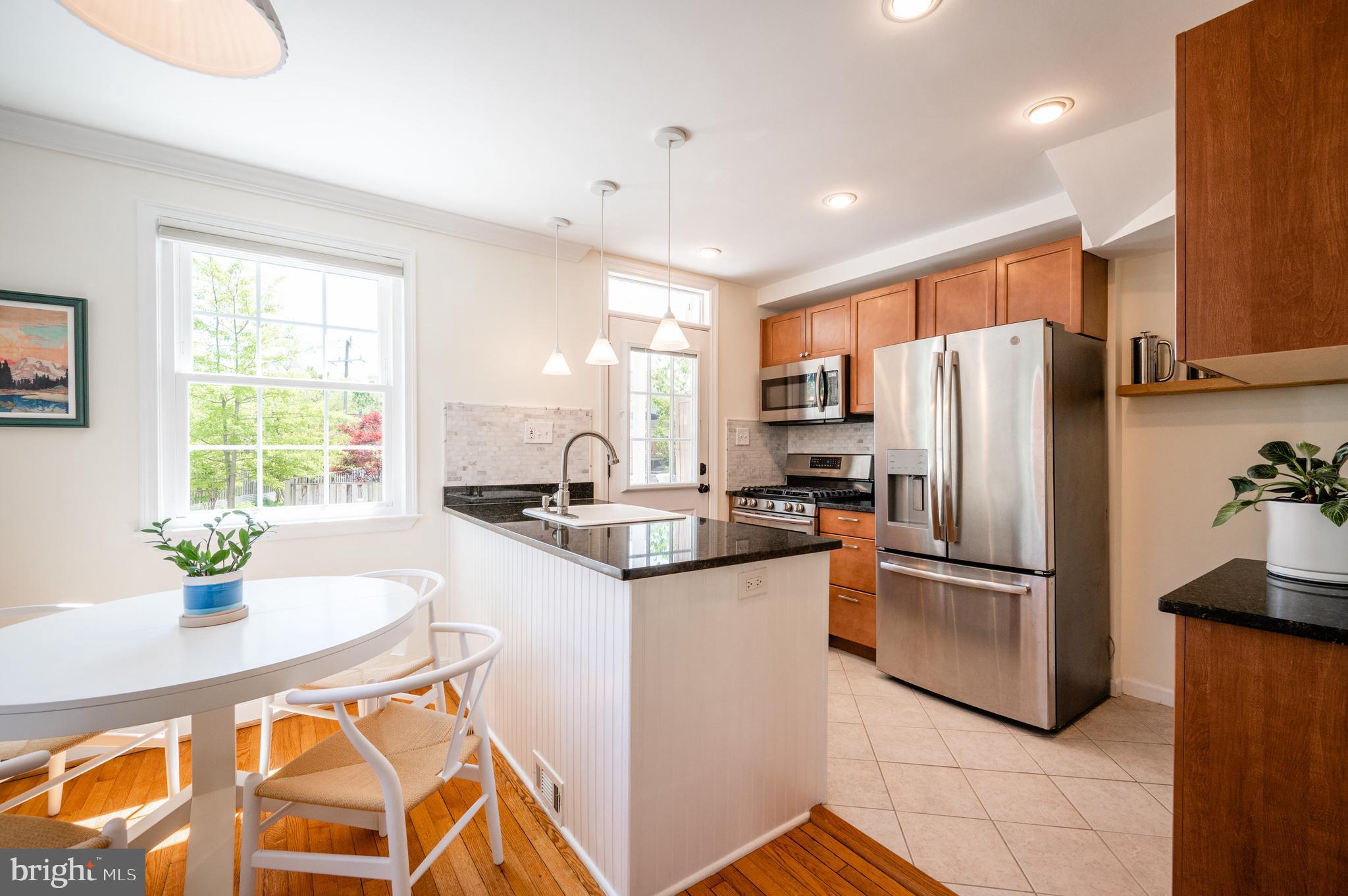 WAVERLY TAYLOR - Residential