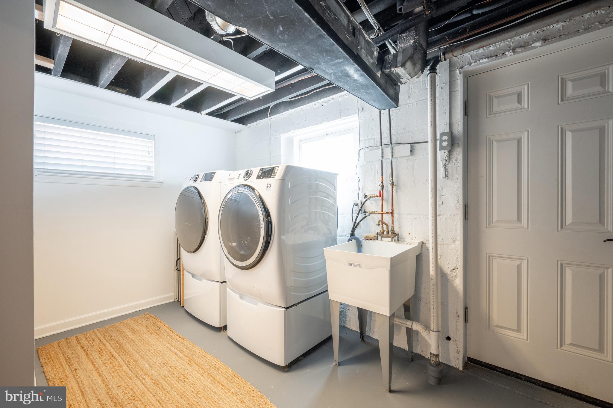 WAVERLY TAYLOR - Residential