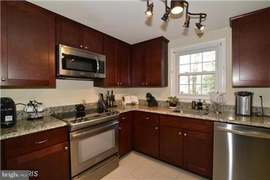 5039 KENERSON DRIVE