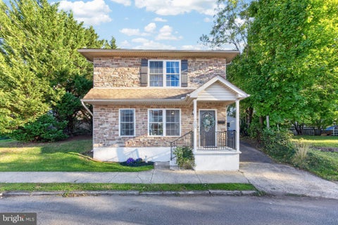 Photo of 250 Walnut Street, ROYERSFORD, PA 19468 (MLS # PAMC2198510)