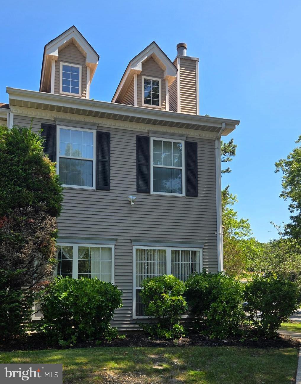 60 CHEROKEE DRIVE
