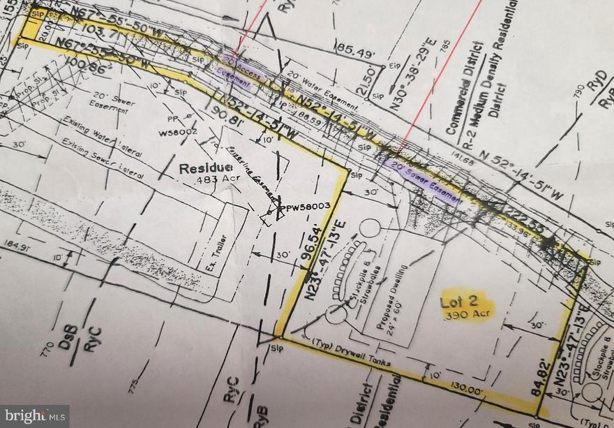 Fenced .39 acre lot in Washington Township!