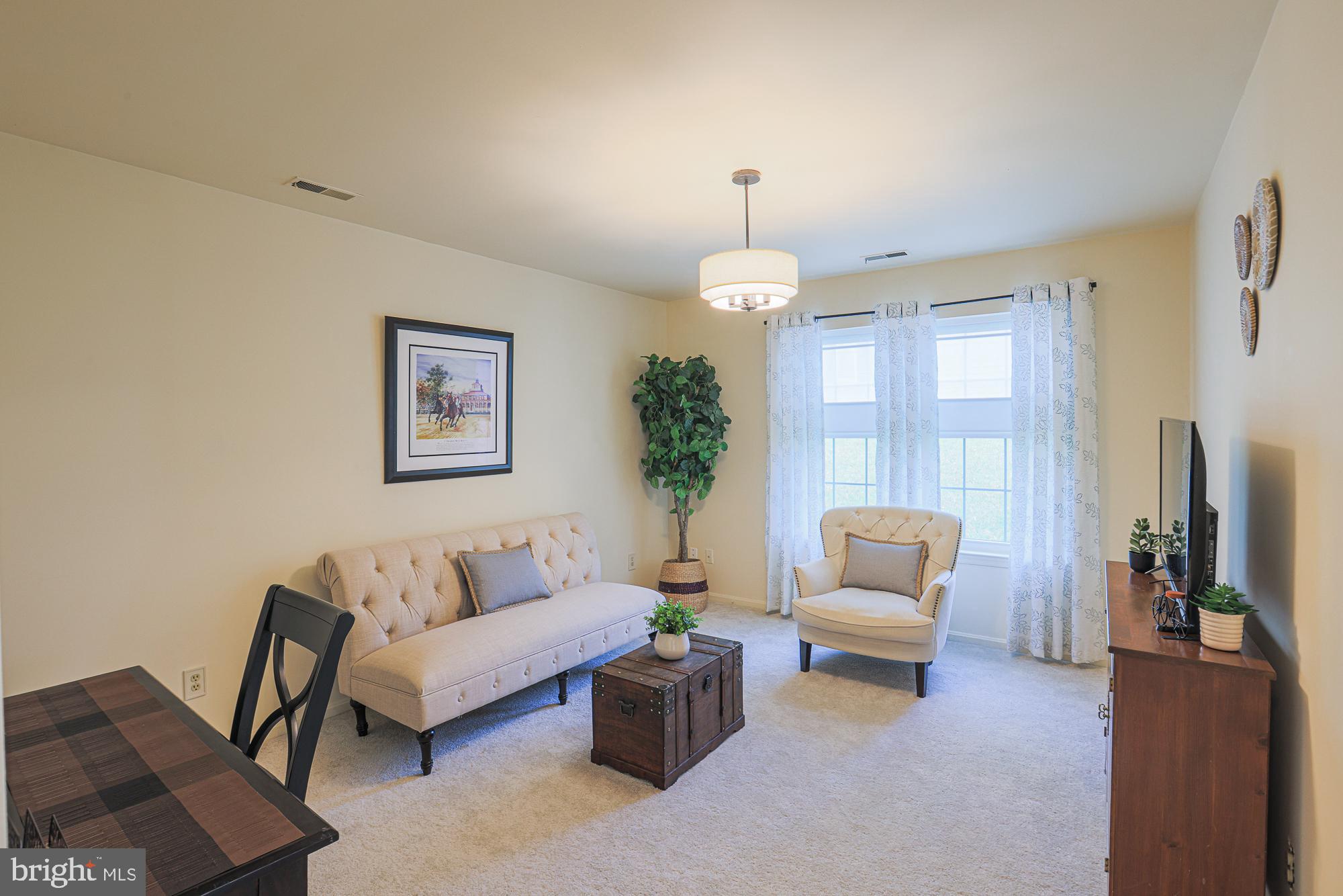 OAKS OF HARFORD - Residential