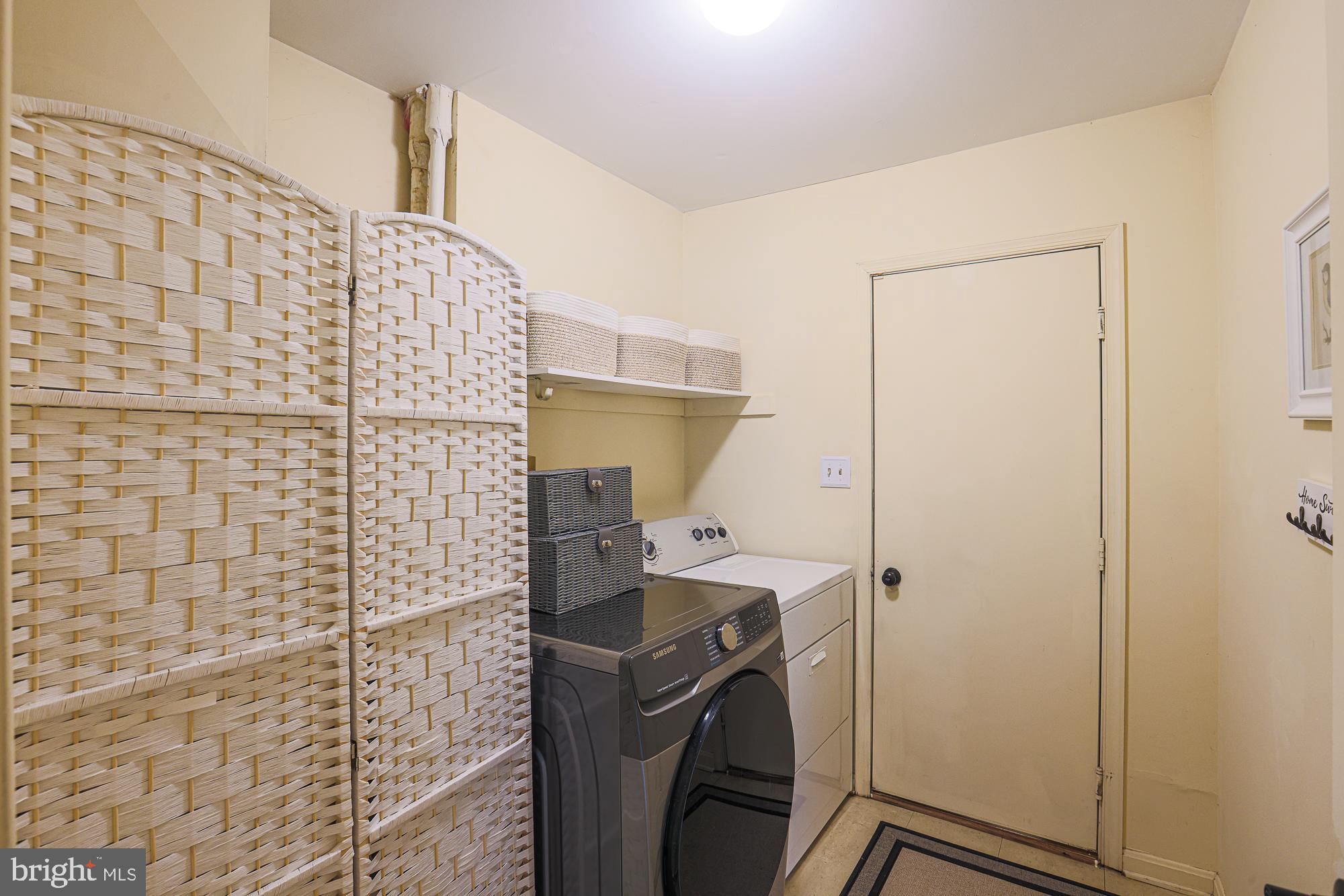 OAKS OF HARFORD - Residential