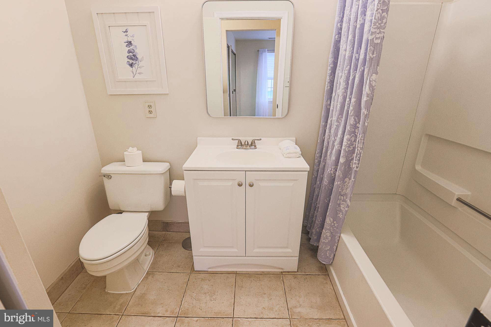 OAKS OF HARFORD - Residential