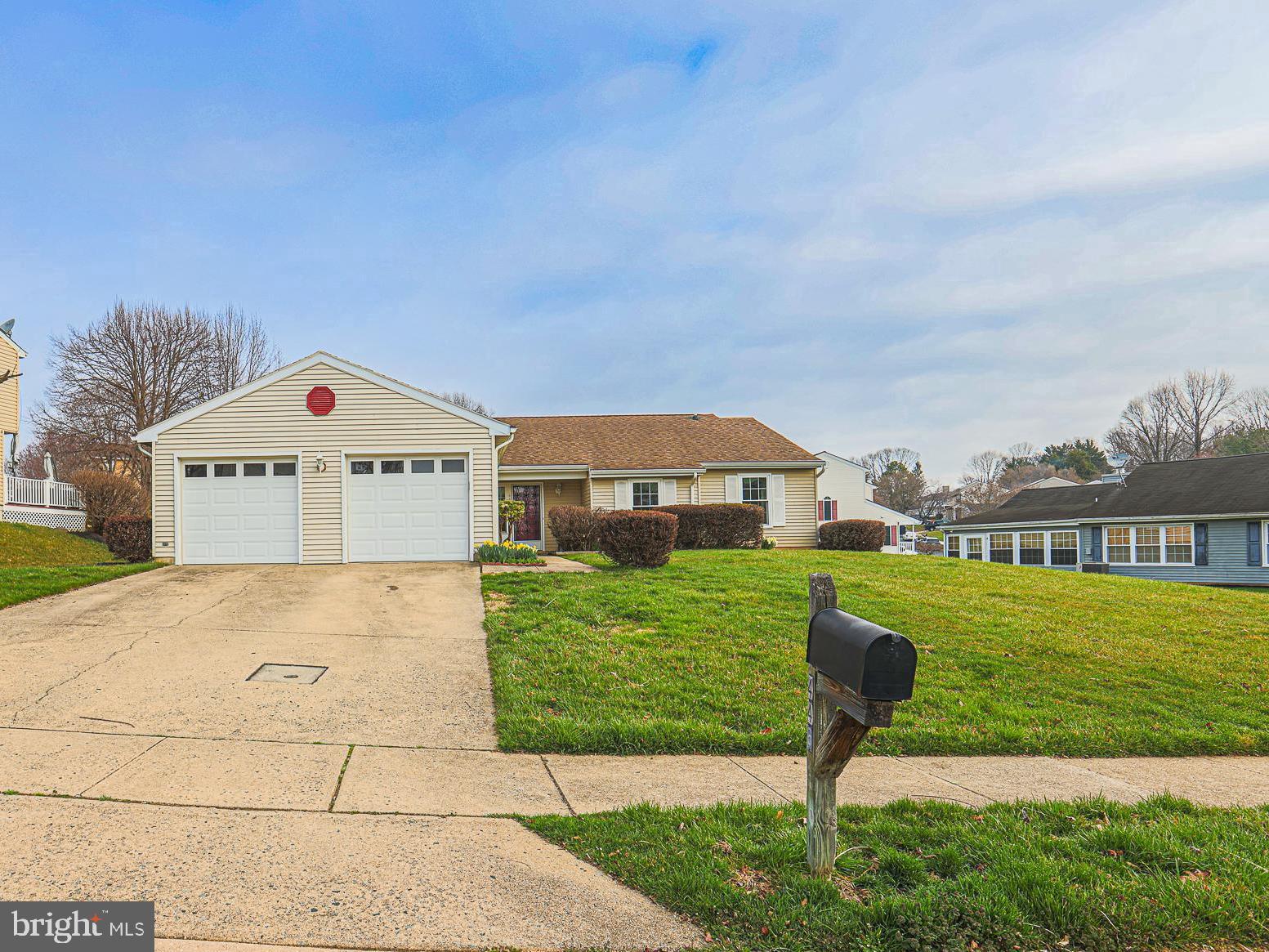 OAKS OF HARFORD - Residential