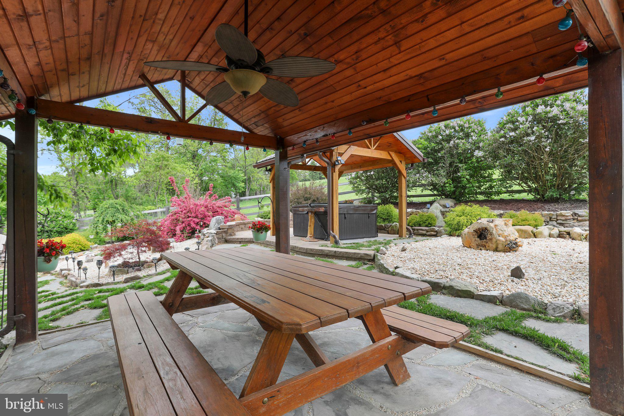 SLEEPY CREEK ORCHARD - Farm