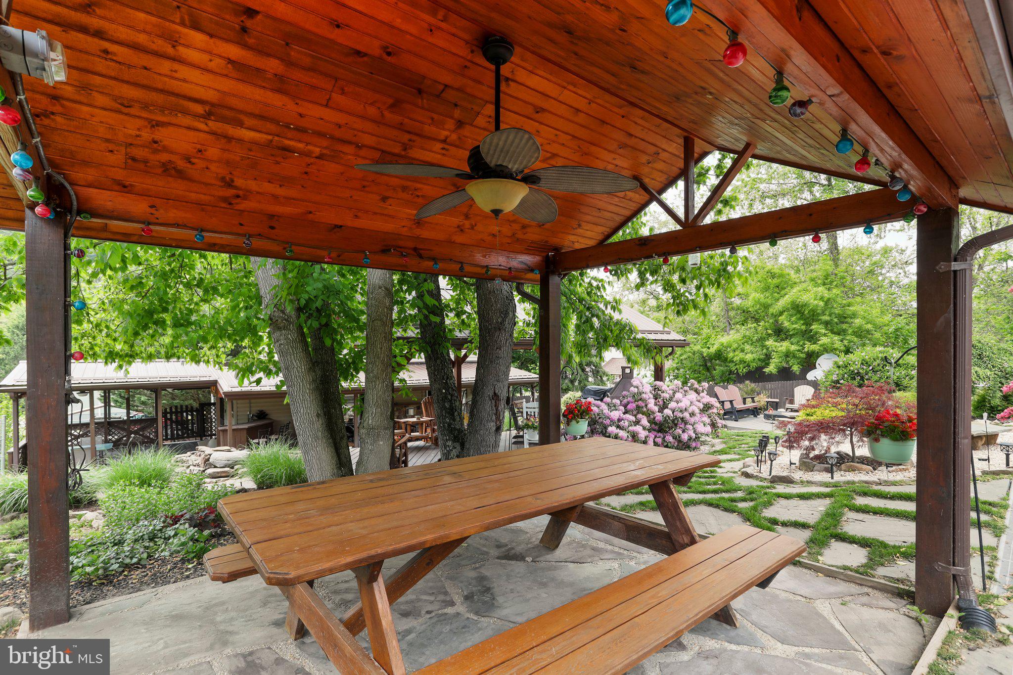 SLEEPY CREEK ORCHARD - Farm