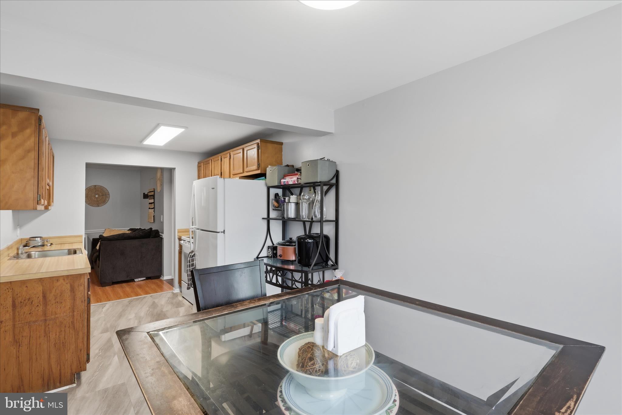 FARMINGDALE - Residential