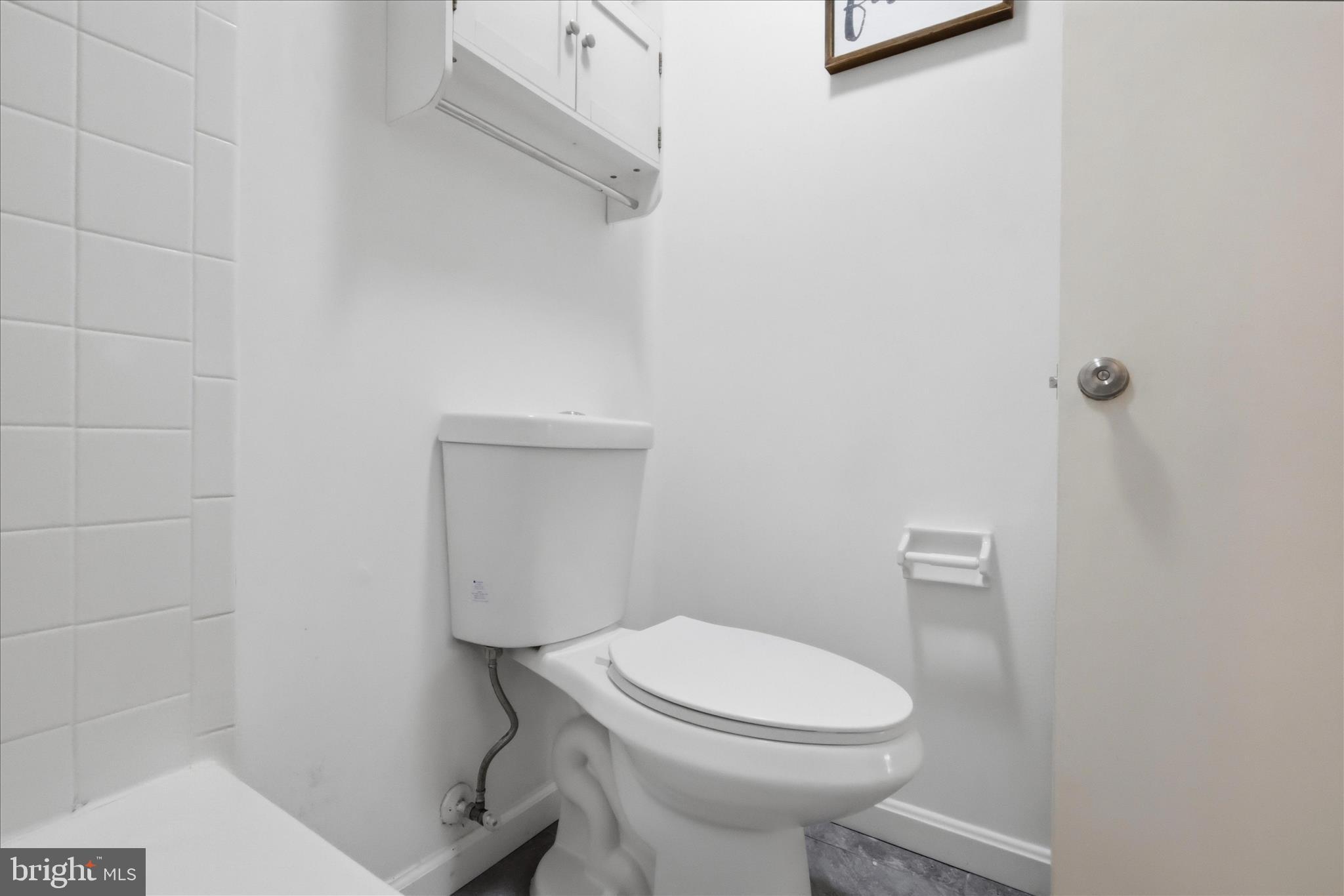 FARMINGDALE - Residential
