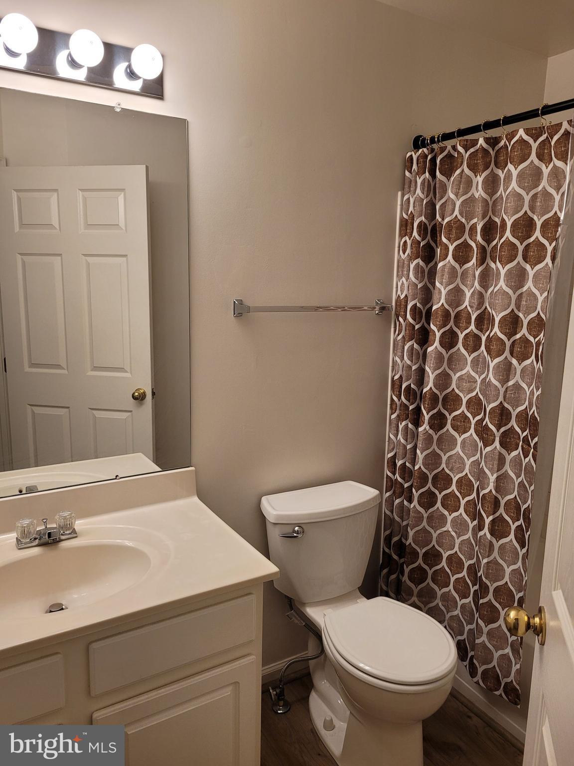 PINEY ORCHARD - Residential Lease