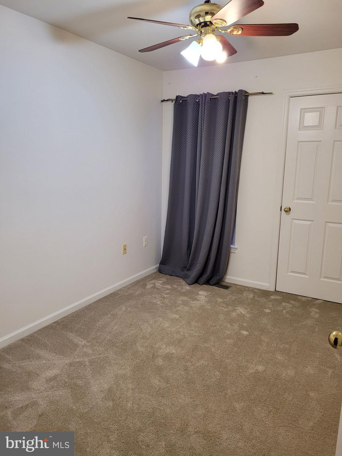 PINEY ORCHARD - Residential Lease