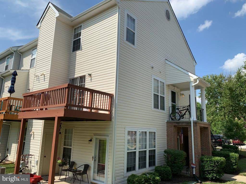 PINEY ORCHARD - Residential Lease