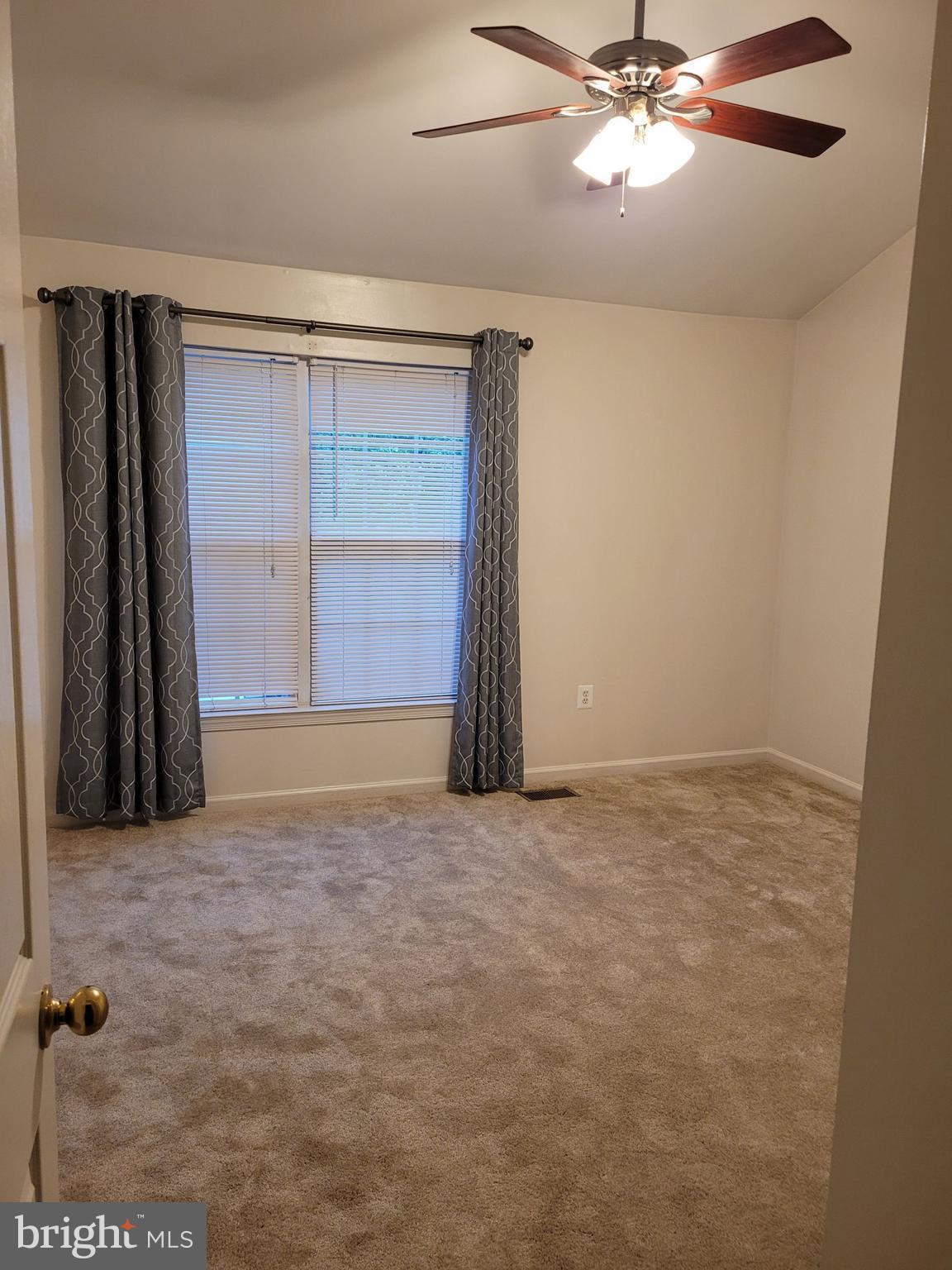 PINEY ORCHARD - Residential Lease