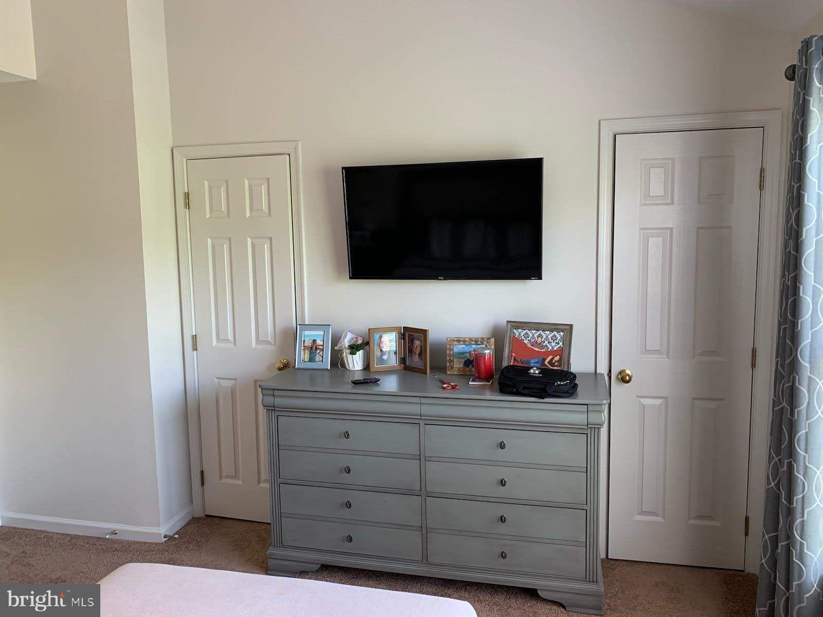 PINEY ORCHARD - Residential Lease