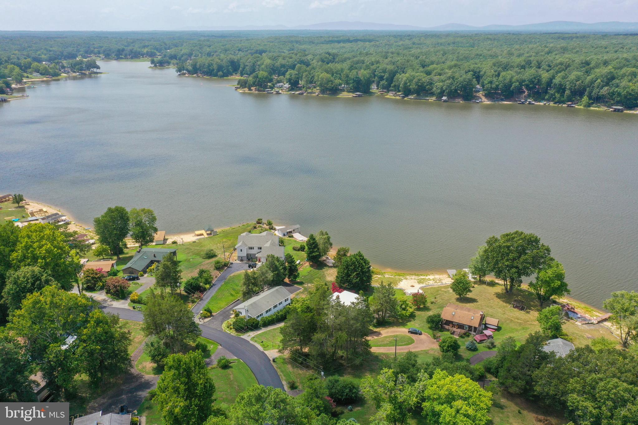 BLUE RIDGE SHORES - Residential