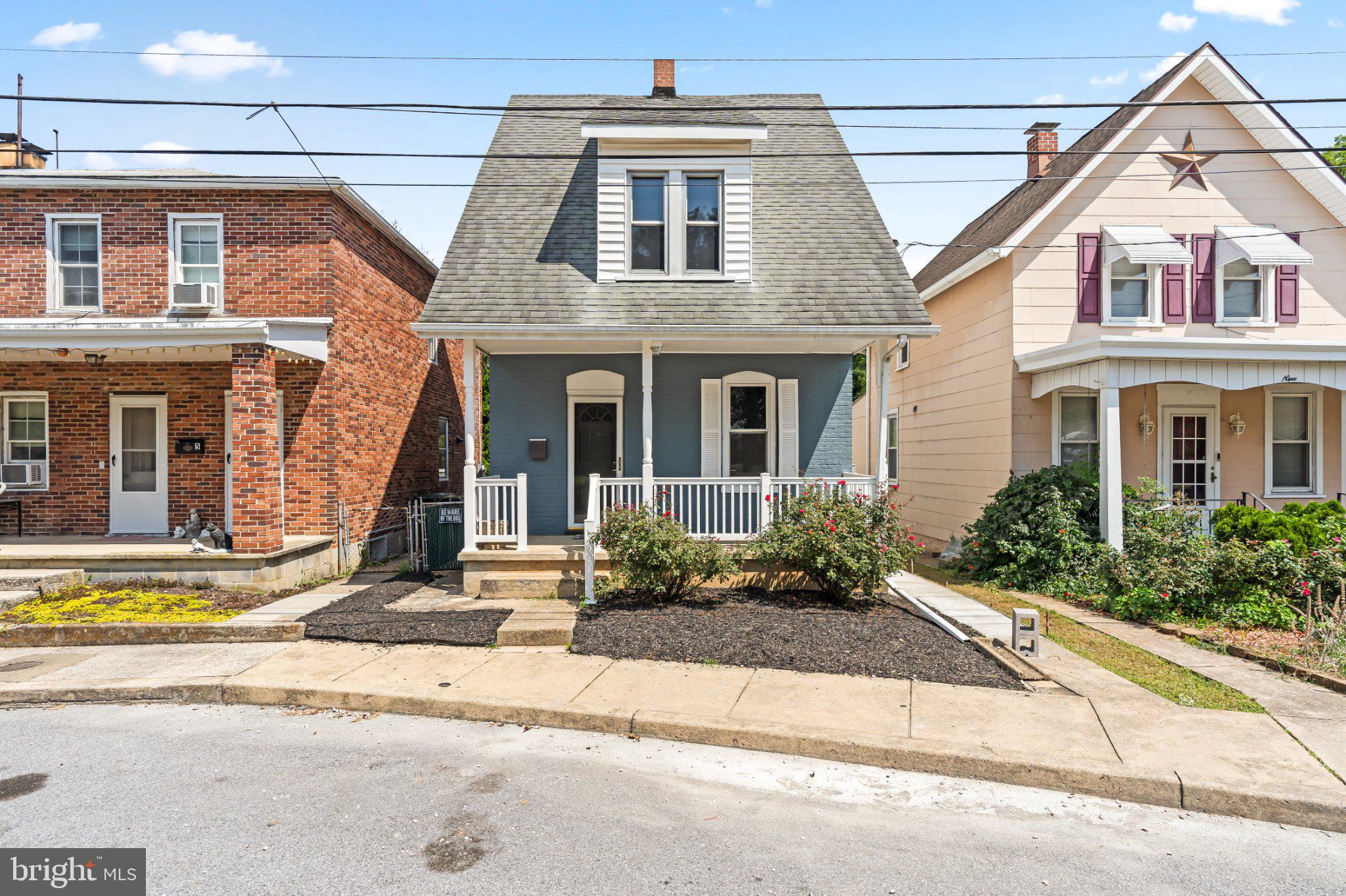7 MOLLER AVENUE