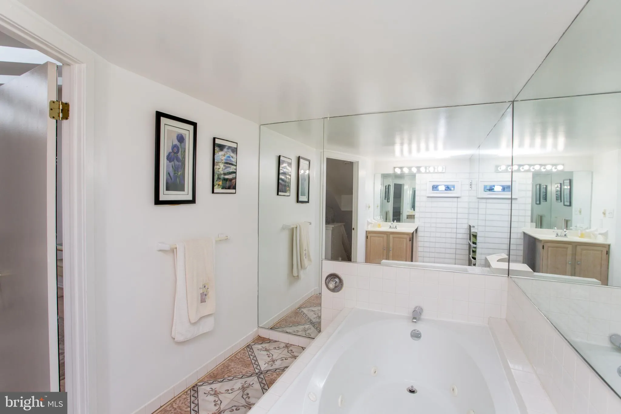 Philadelphia, Pennsylvania 19114, United States, 3 Bedrooms Bedrooms, ,3 BathroomsBathrooms,Residential,Active,129482