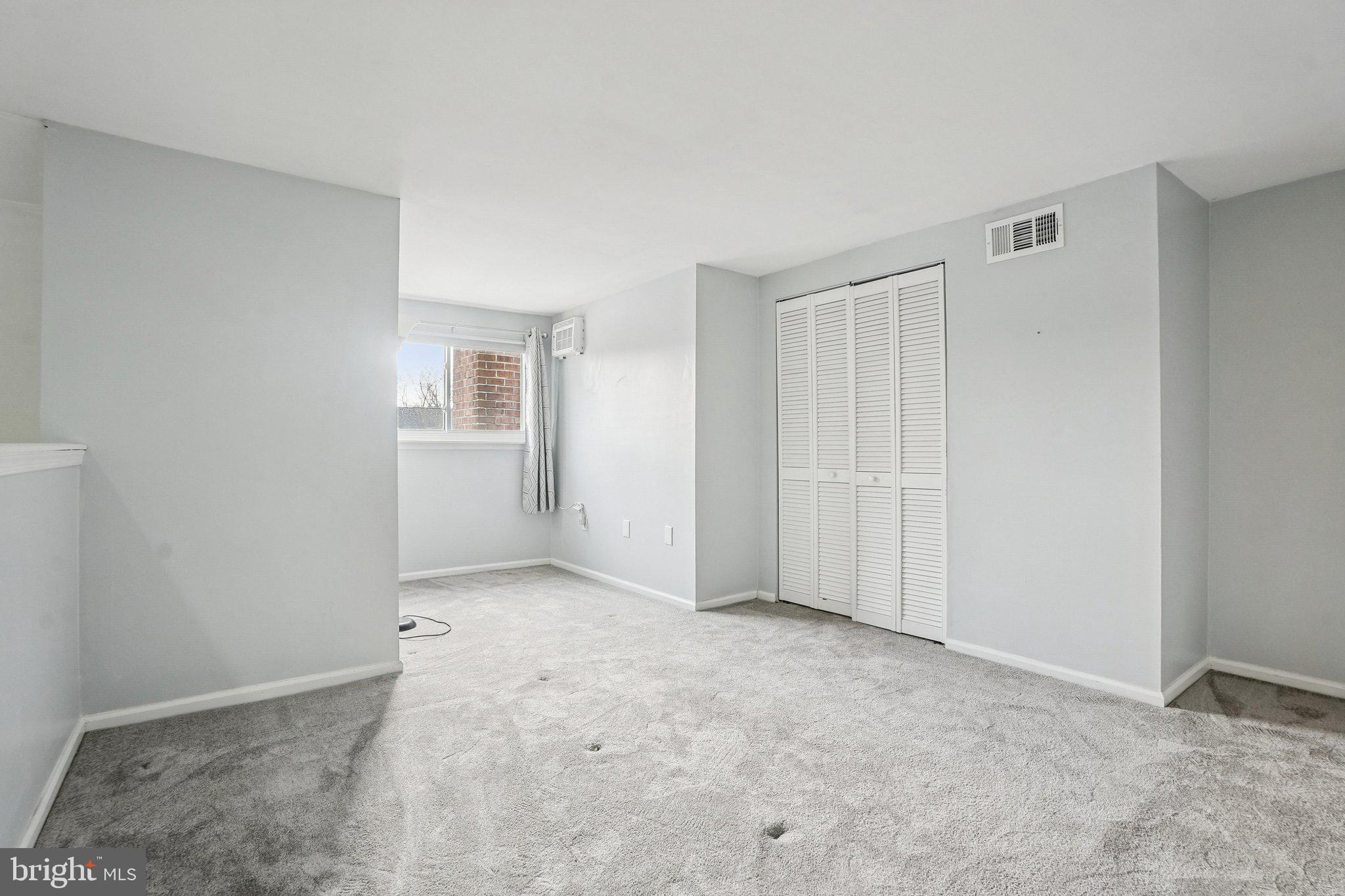 EAST FALLS - Residential