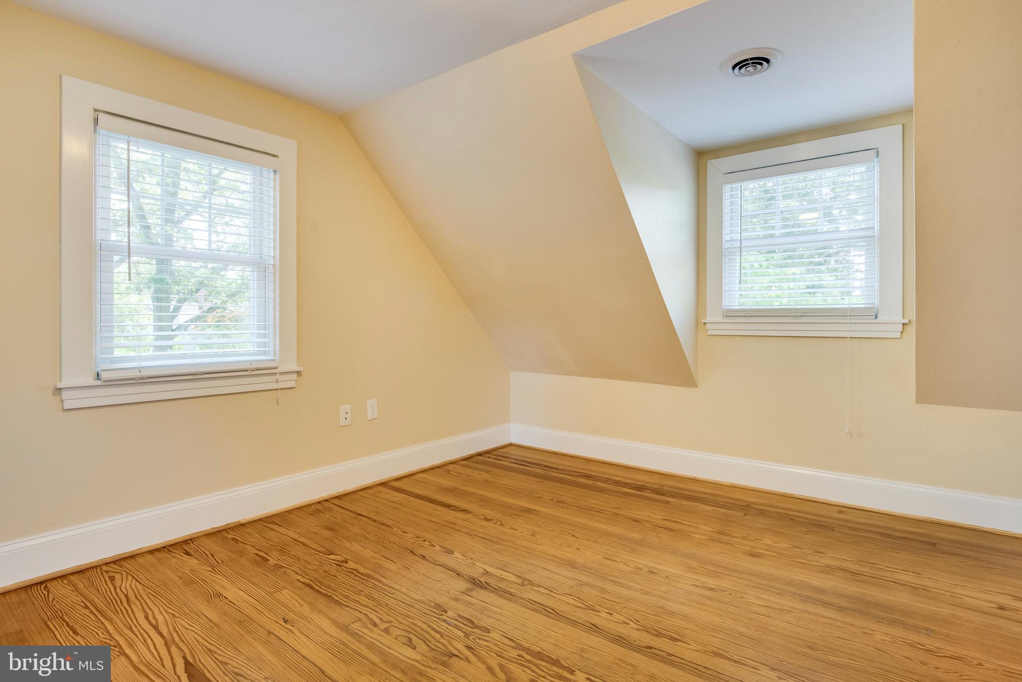 EASTPORT - Residential