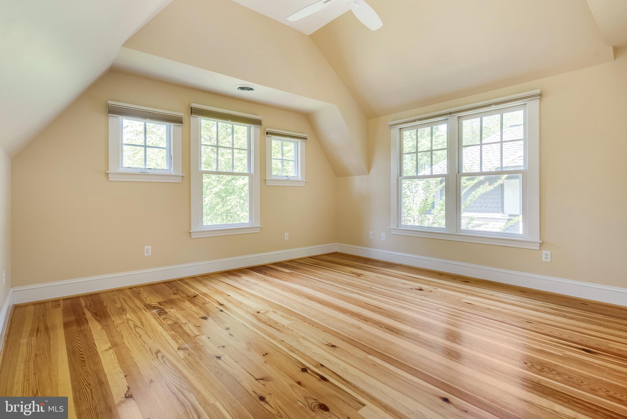 EASTPORT - Residential