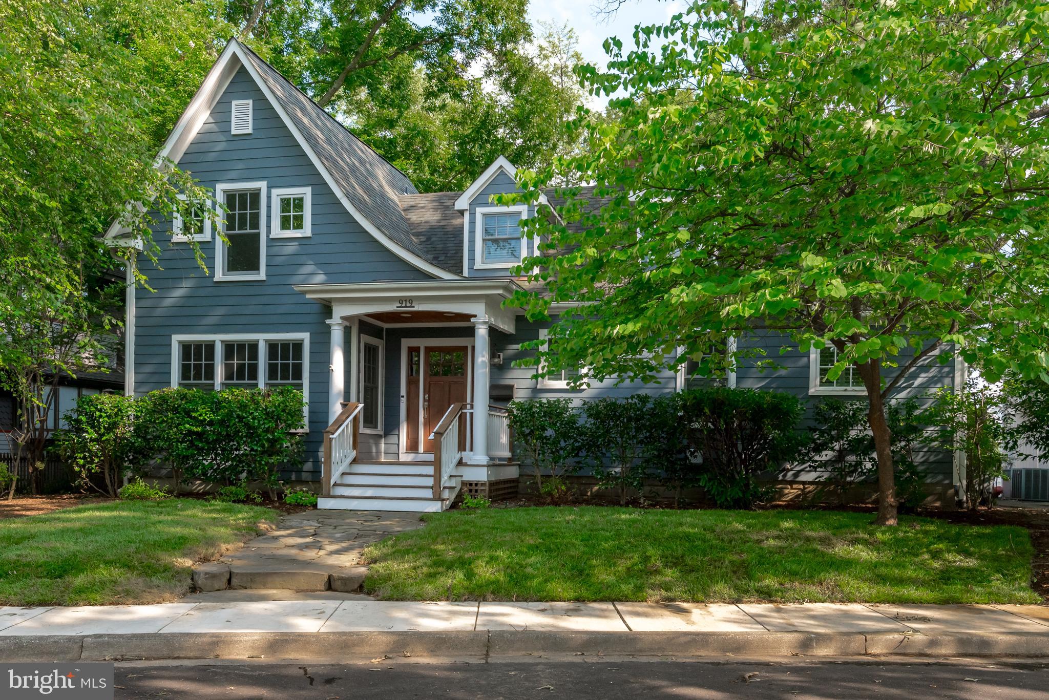 EASTPORT - Residential