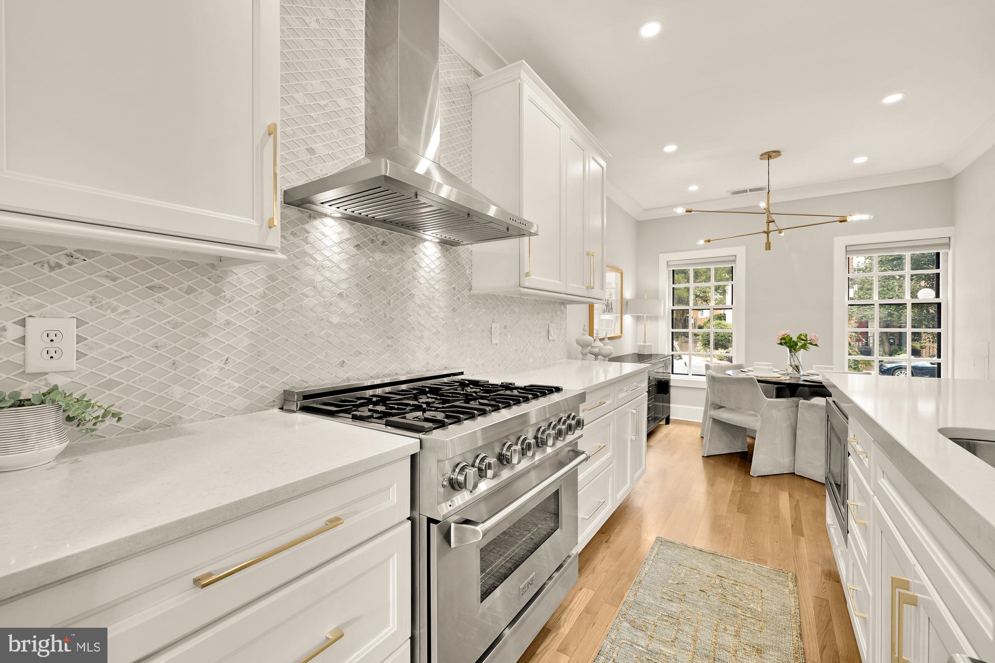 OLD TOWN ALEXANDRIA - Residential