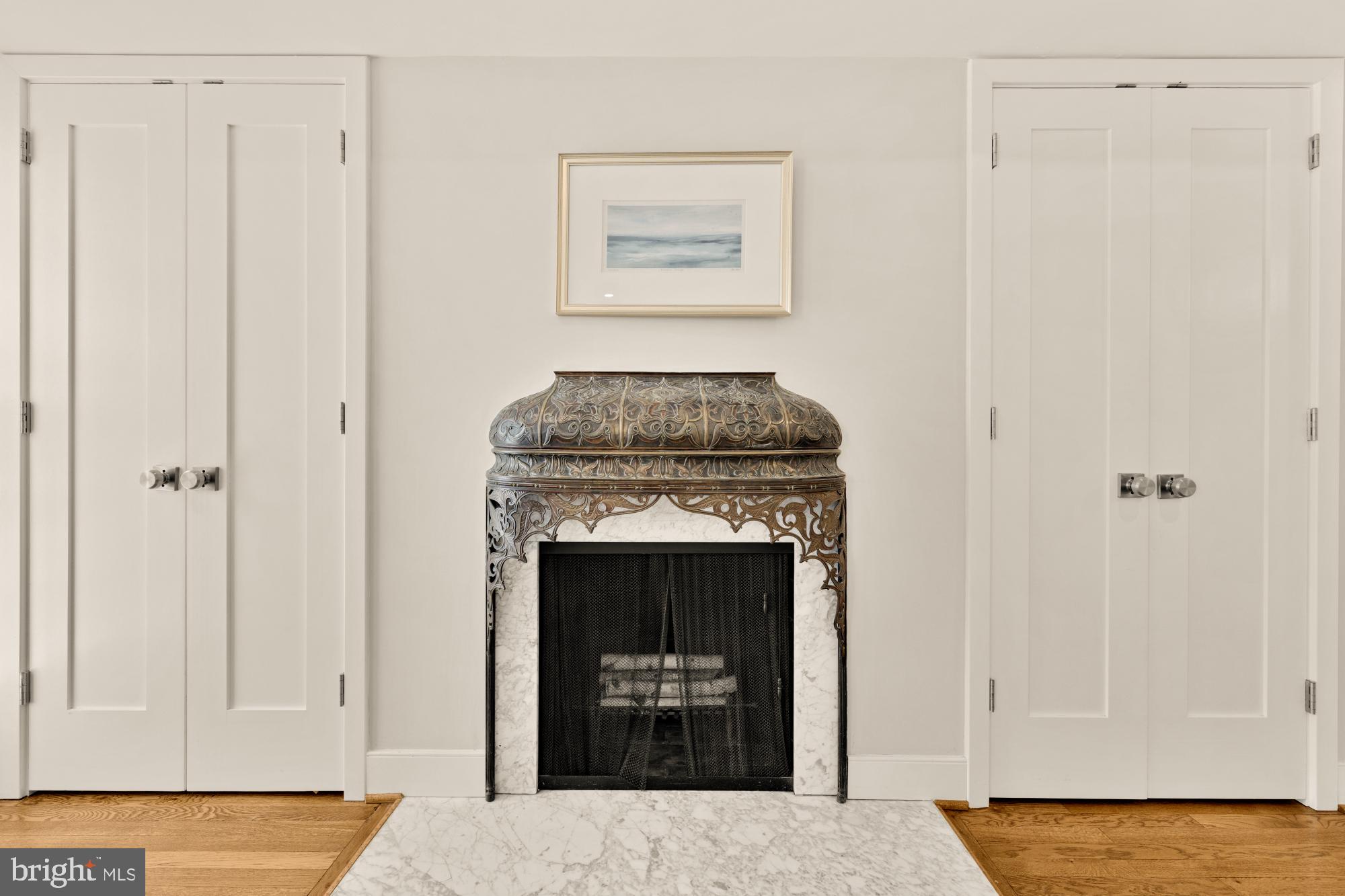 OLD TOWN ALEXANDRIA - Residential