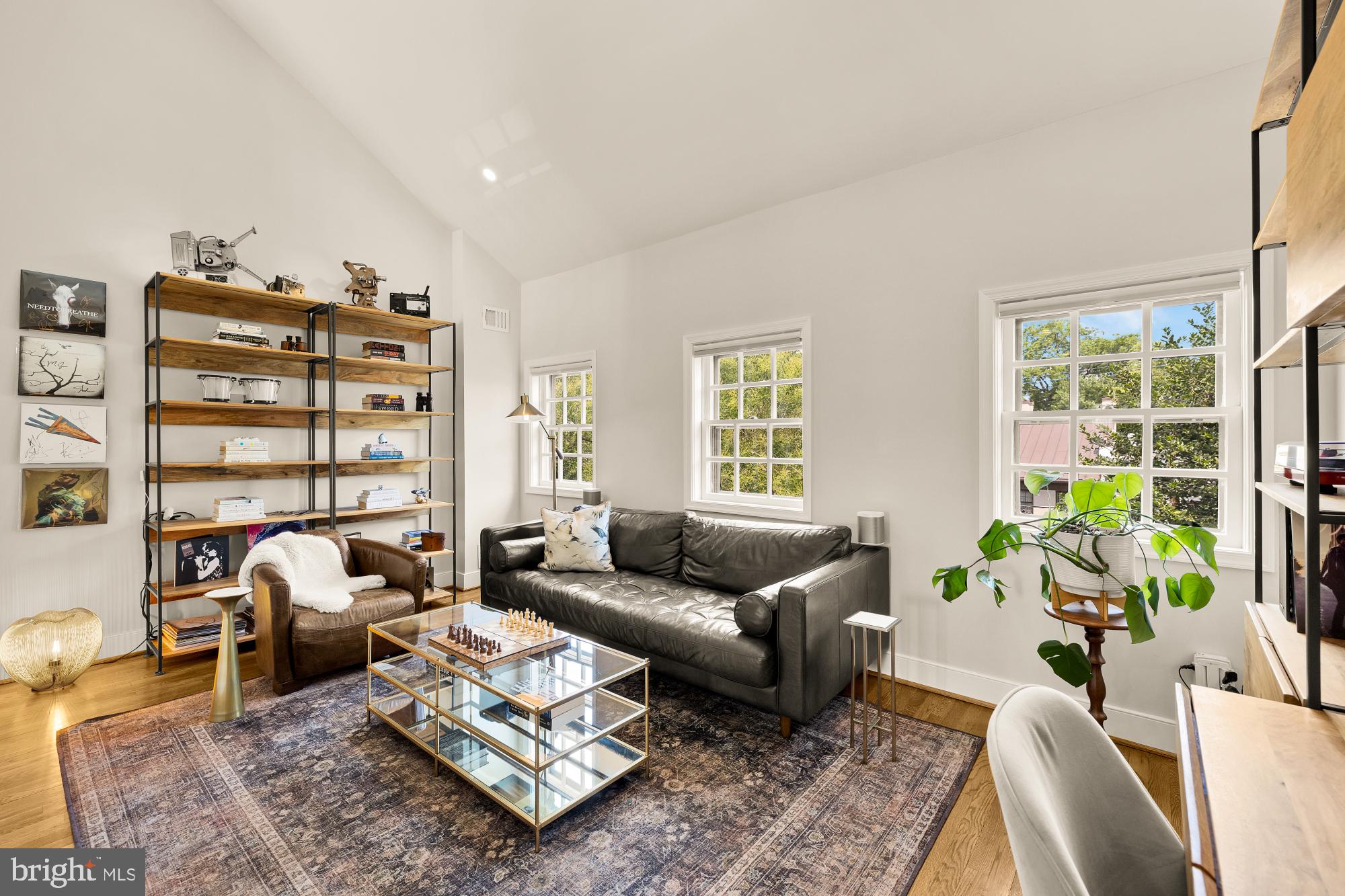 OLD TOWN ALEXANDRIA - Residential