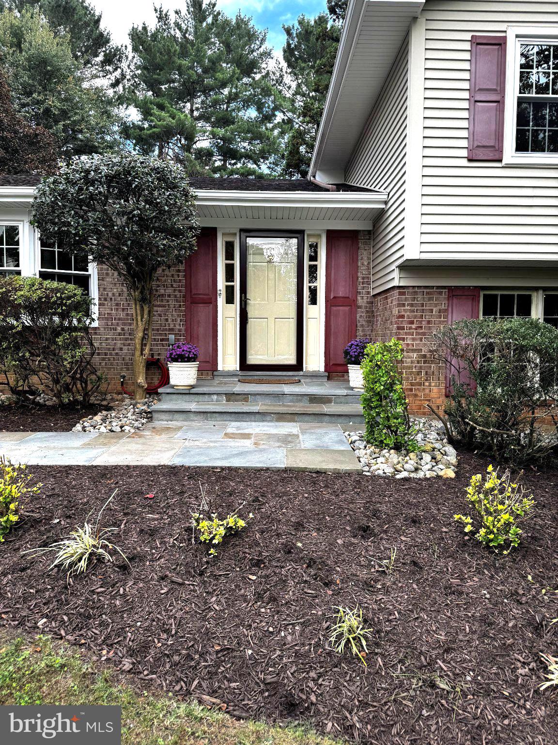 2507 MEREDITH DRIVE