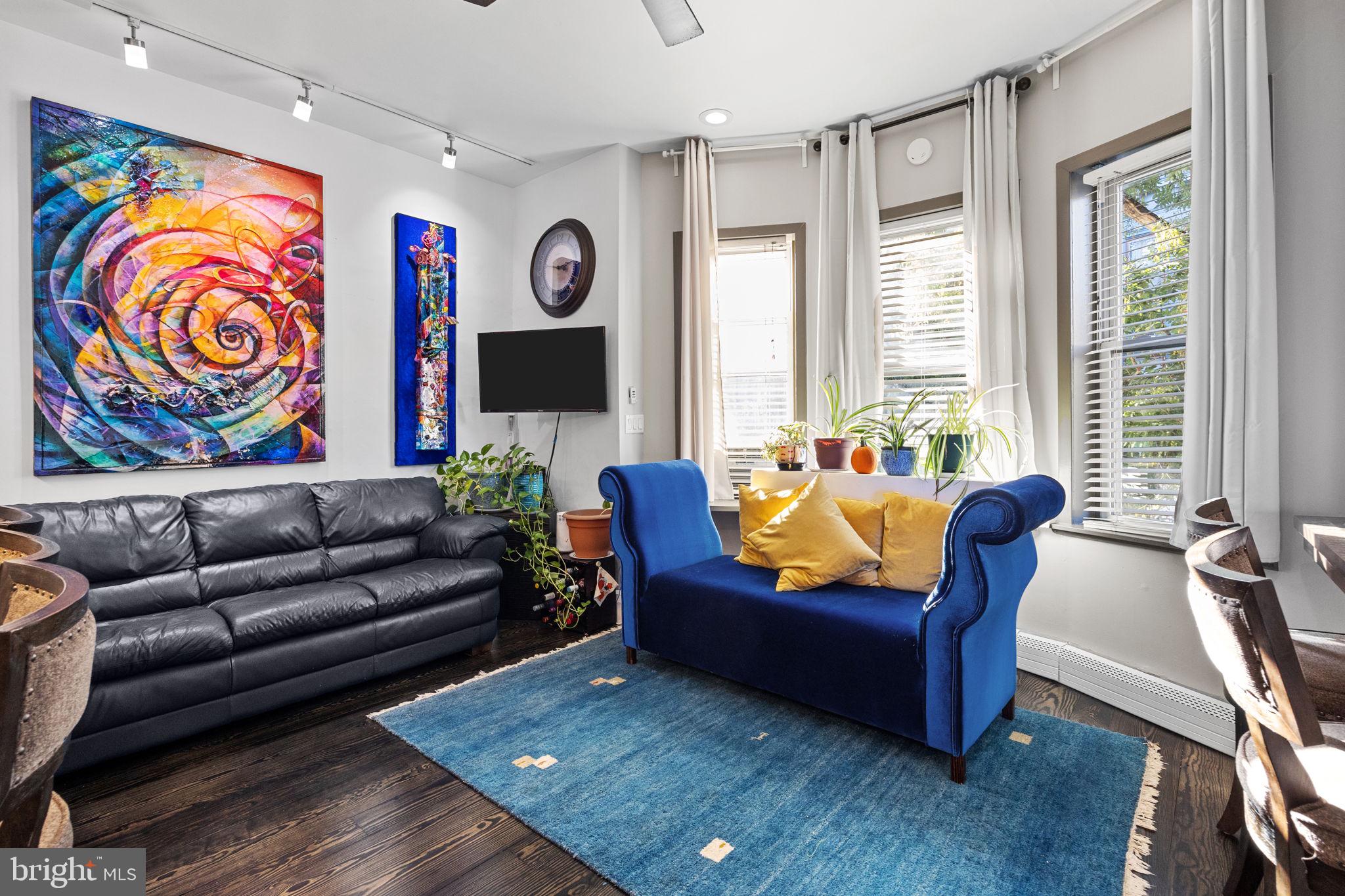 703 S 6TH STREET