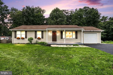MLS: PAAD2025272