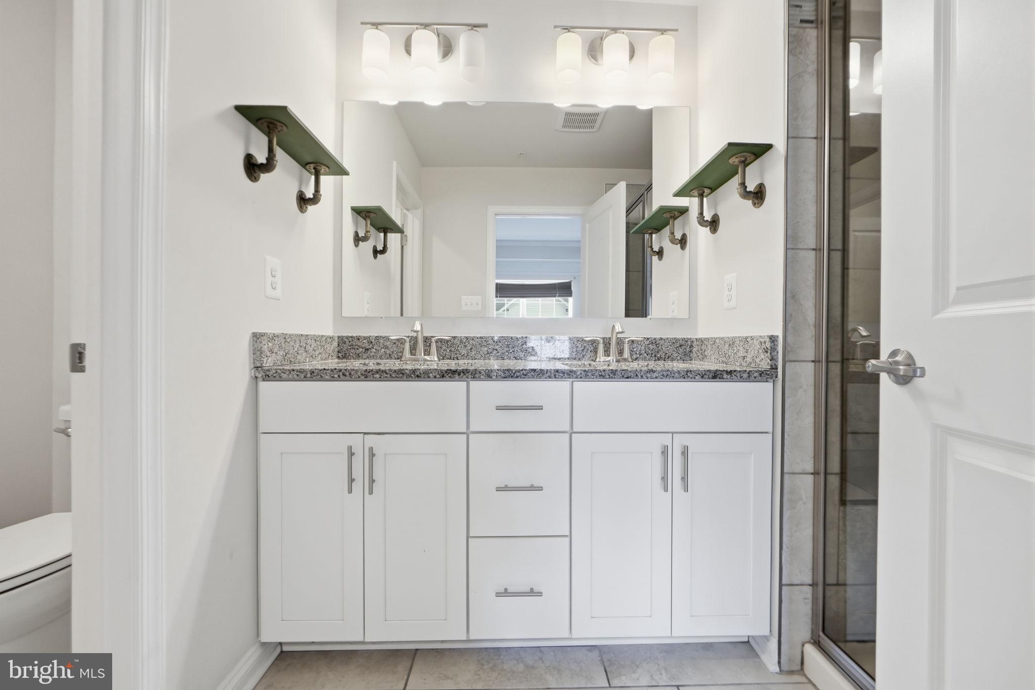 SPRING CREEK - Residential