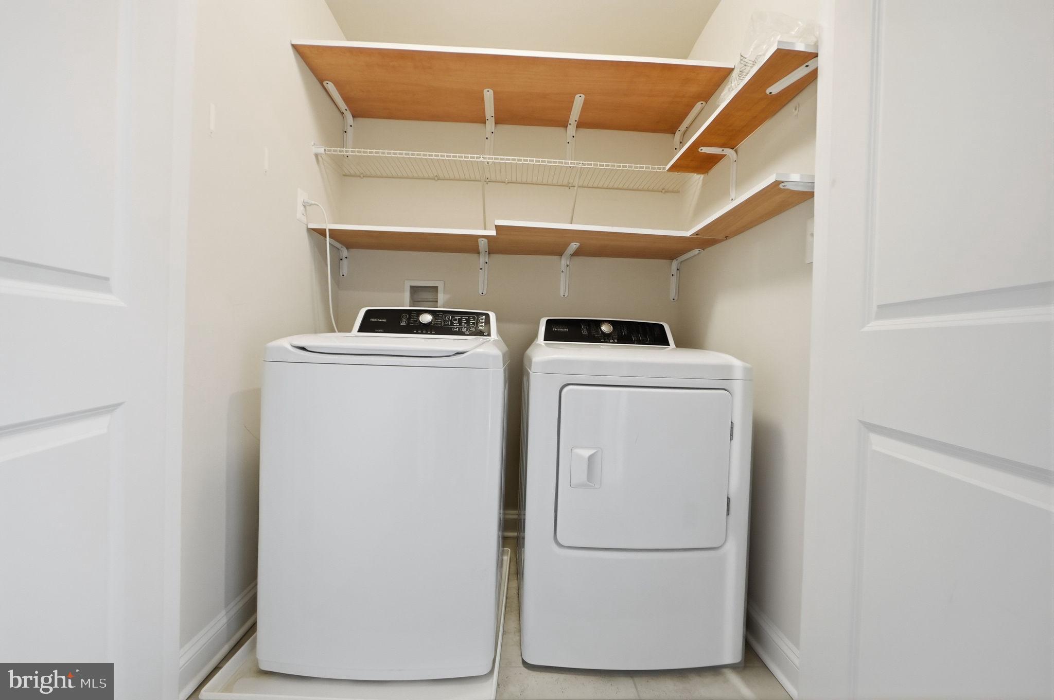 SPRING CREEK - Residential