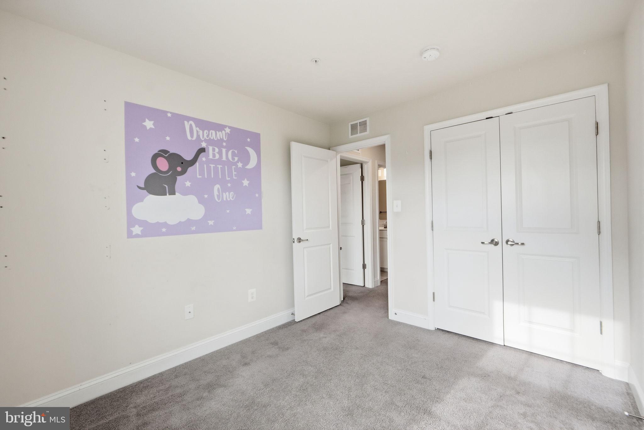 SPRING CREEK - Residential