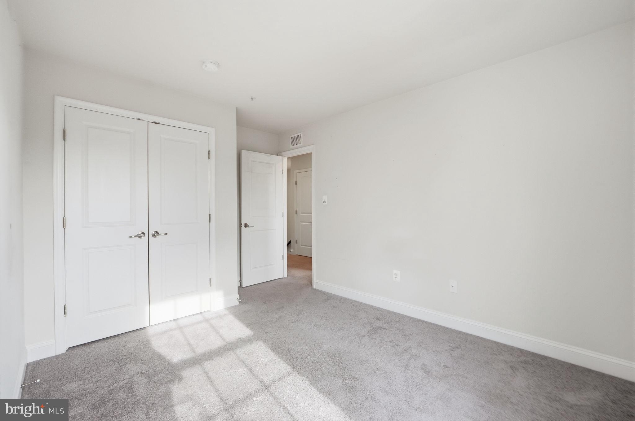 SPRING CREEK - Residential