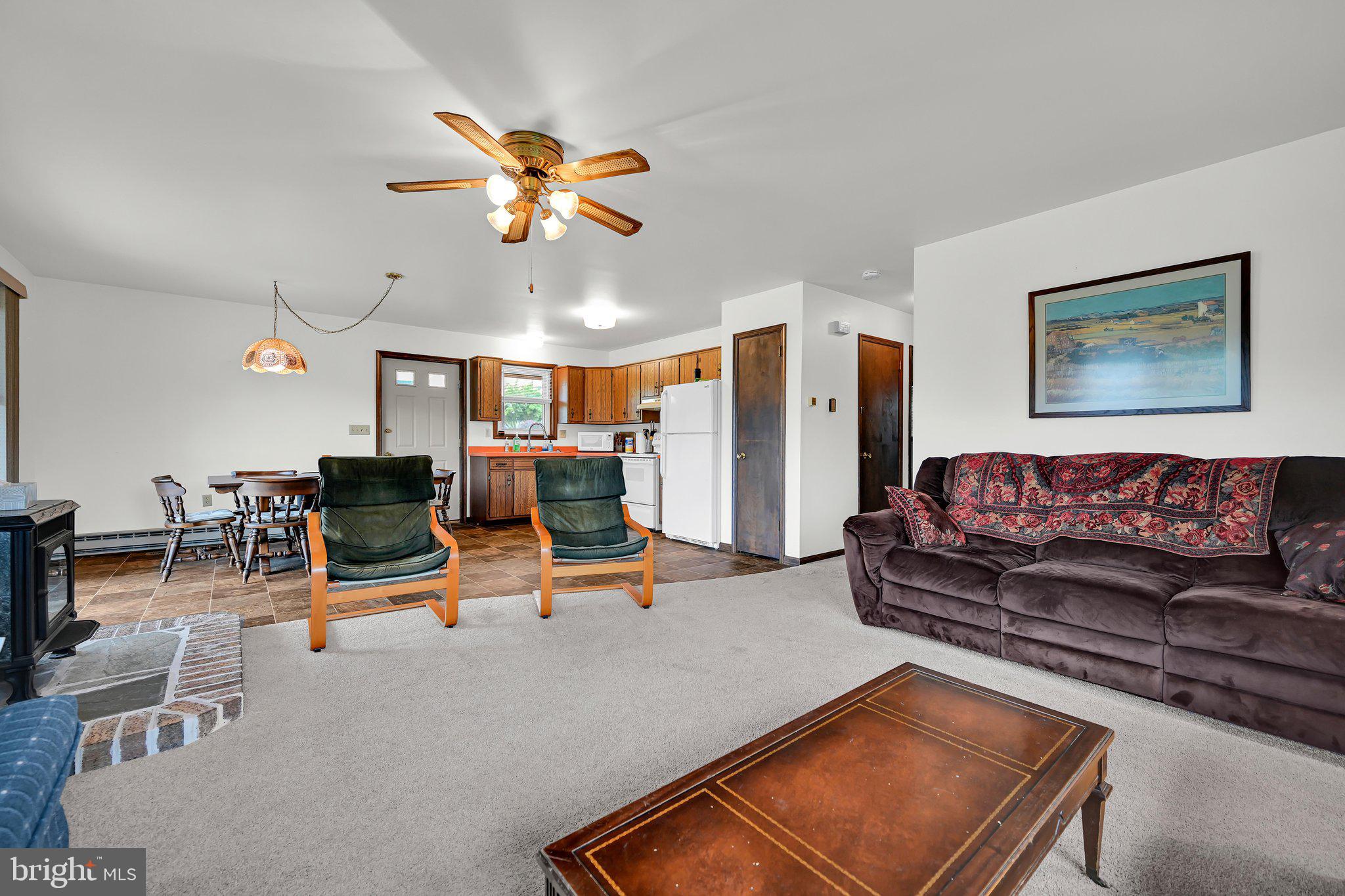 1933 WYNONAH DRIVE