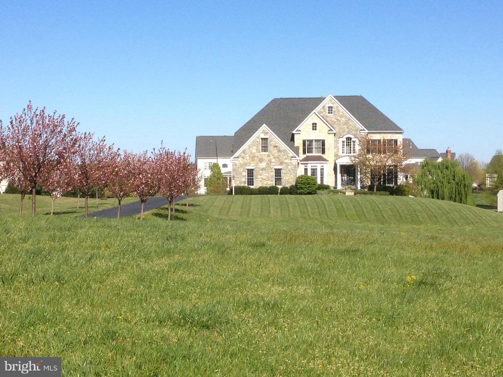 LENAH RUN - Residential