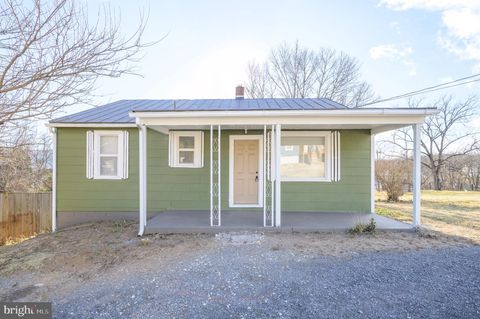 675 JENKINS LANE STRASBURG VA 22657