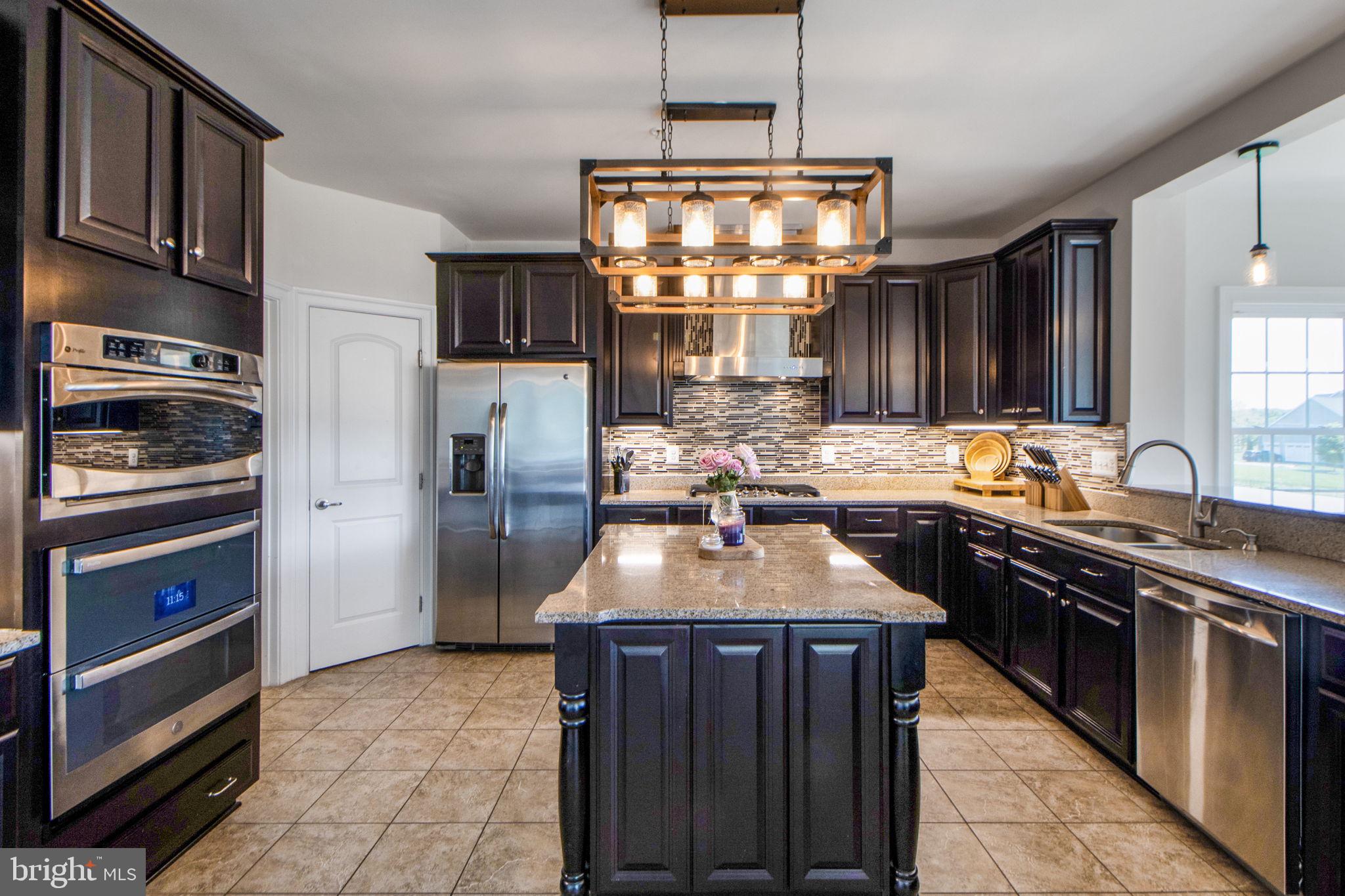 THE WARFIELDS II - Residential