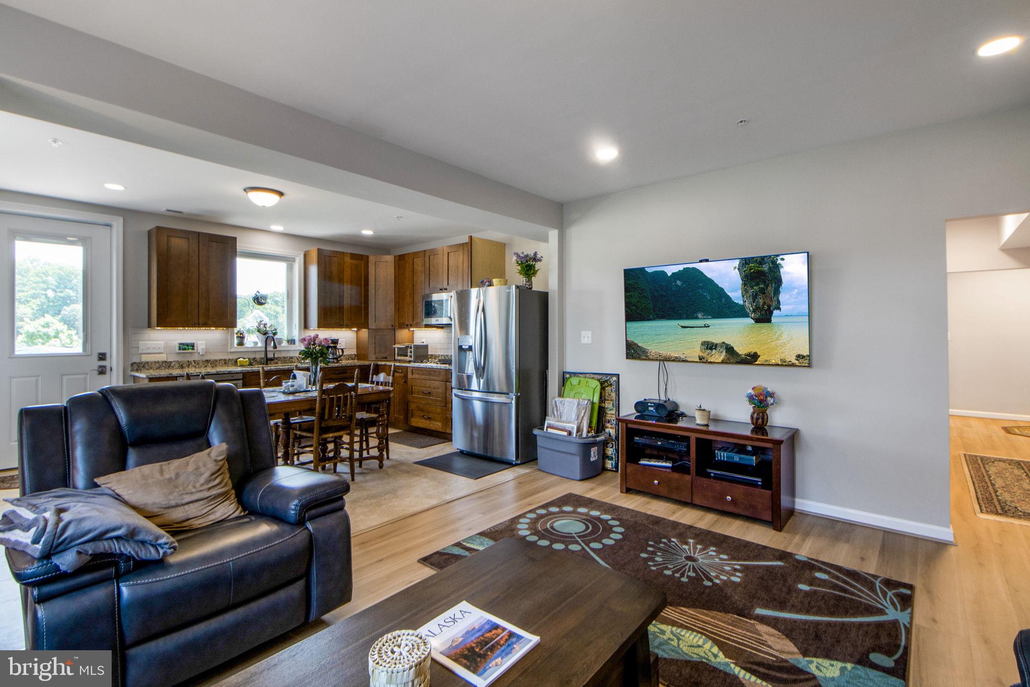 THE WARFIELDS II - Residential