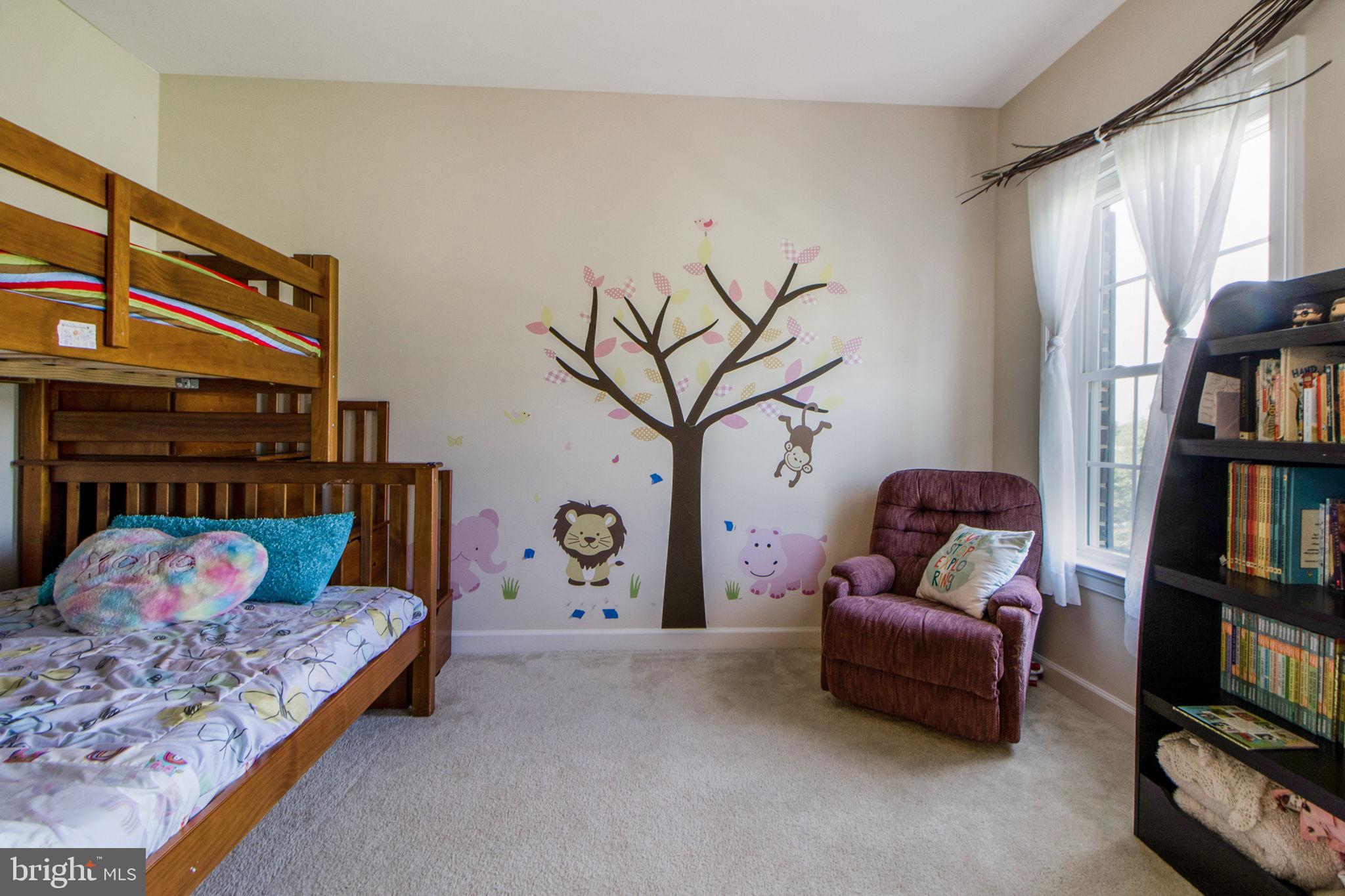 THE WARFIELDS II - Residential