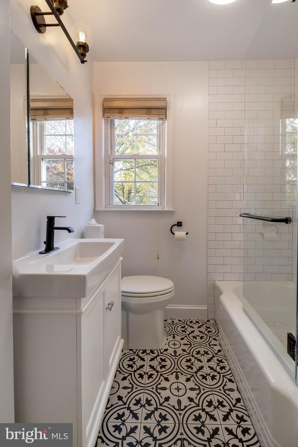 ALEXANDRIA - Residential